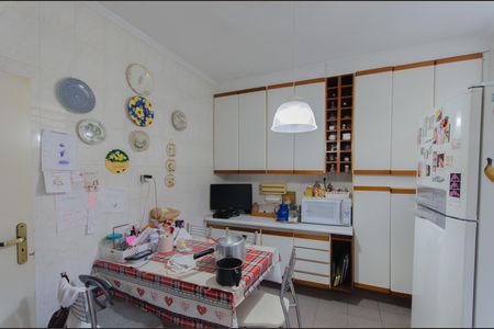 Casa à venda com 110m², 3 quartos e 2 vagas Casa à venda com 110m², 3 quartos e 2 vagasCozinha