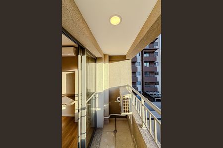 Varanda de kitnet/studio à venda com 1 quarto, 28m² em Liberdade, São Paulo