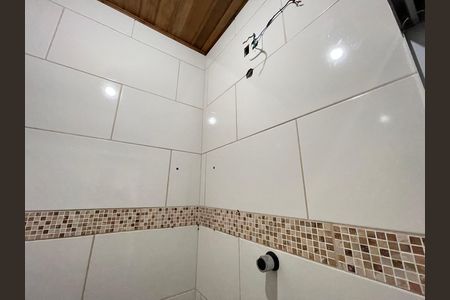 Banheiro de casa para alugar com 1 quarto, 40m² em Jardim Boa Vista (zona Oeste), São Paulo