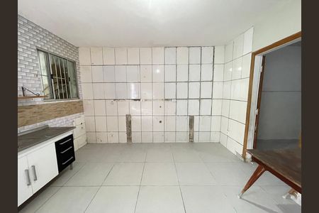 Cozinha de casa para alugar com 1 quarto, 40m² em Jardim Boa Vista (zona Oeste), São Paulo