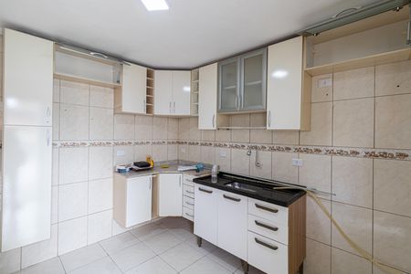 Cozinha de casa para alugar com 1 quarto, 50m² em Vila Paranagua, São Paulo