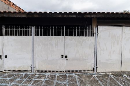 Fachada de casa para alugar com 1 quarto, 50m² em Vila Paranagua, São Paulo