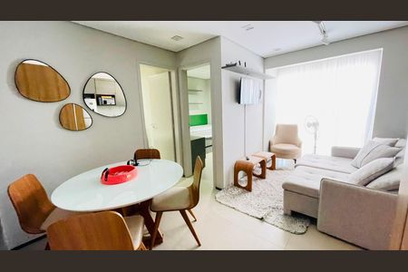 Apartamento para alugar com 2 quartos, 39m² em Jardim Santa Paula, Cotia