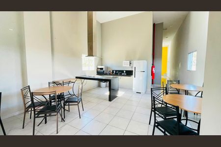 Apartamento para alugar com 39m², 2 quartos e 1 vaga Apartamento para alugar com 39m², 2 quartos e 1 vagaÁrea comum - Salão de festas