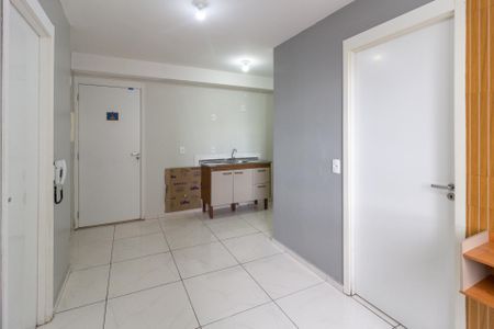 Sala de apartamento para alugar com 2 quartos, 32m² em Vila das Bandeiras, Guarulhos