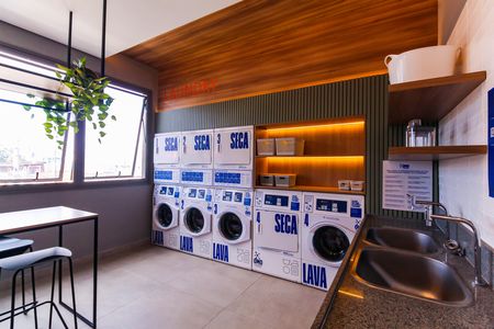 Lavanderia de kitnet/studio para alugar com 1 quarto, 30m² em Alto da Mooca, São Paulo