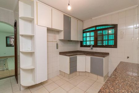 Cozinha de casa para alugar com 3 quartos, 95m² em Ponte Rasa, São Paulo