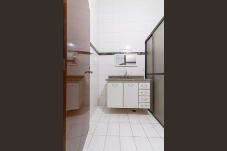 Casa para alugar com 95m², 3 quartos e 2 vagas Casa para alugar com 95m², 3 quartos e 2 vagasBanheiro da Suíte 1