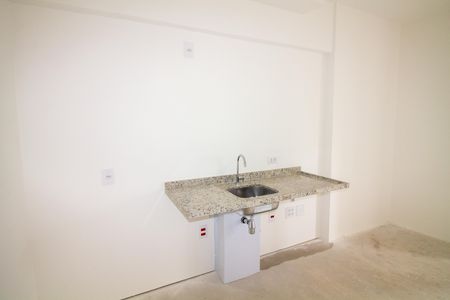 Cozinha de kitnet/studio à venda com 1 quarto, 30m² em Vila Cordeiro, São Paulo
