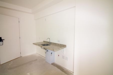 Cozinha de kitnet/studio à venda com 1 quarto, 30m² em Vila Cordeiro, São Paulo