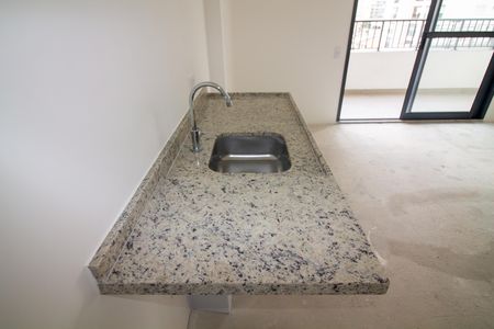 Cozinha de kitnet/studio à venda com 1 quarto, 30m² em Vila Cordeiro, São Paulo