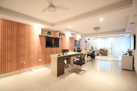 Casa para alugar com 3 quartos, 400m² em Jardim Mitsutani, São Paulo