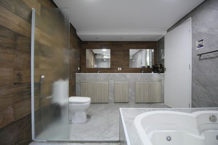 Casa para alugar com 3 quartos, 400m² em Jardim Mitsutani, São Paulo