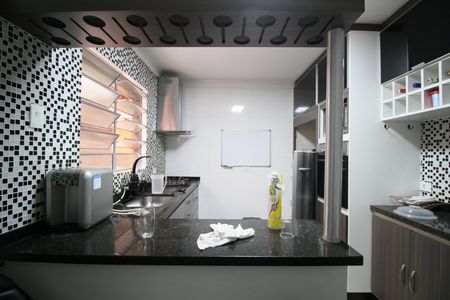 Casa para alugar com 3 quartos, 400m² em Jardim Mitsutani, São Paulo
