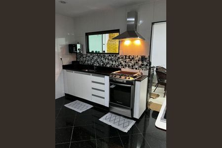 Casa à venda com 2 quartos, 120m² em Tauá, Rio de Janeiro