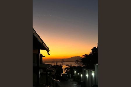 Casa à venda com 2 quartos, 120m² em Tauá, Rio de Janeiro