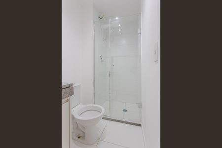 Banheiro da Suíte de apartamento para alugar com 1 quarto, 25m² em Pinheiros, São Paulo