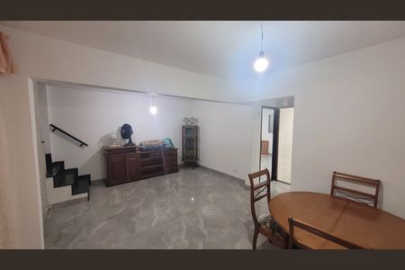 Casa à venda com 3 quartos, 200m² em Jardim Nove de Julho, São Paulo