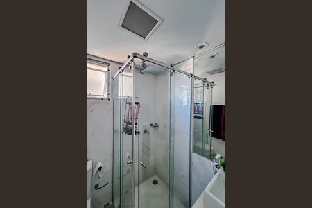 Apartamento à venda com 72m², 3 quartos e 2 vagasBanheiro da Suíte