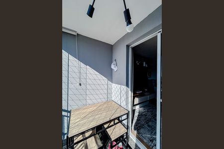 Apartamento à venda com 72m², 3 quartos e 2 vagasVaranda
