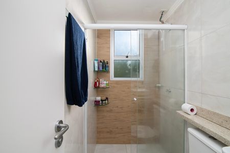 Apartamento à venda com 57m², 2 quartos e 1 vaga Apartamento à venda com 57m², 2 quartos e 1 vagaBanheiro