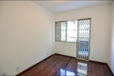 Apartamento para alugar com 105m², 3 quartos e 1 vaga Apartamento para alugar com 105m², 3 quartos e 1 vagaSuíte