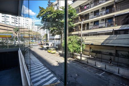 Apartamento para alugar com 105m², 3 quartos e 1 vaga Apartamento para alugar com 105m², 3 quartos e 1 vagaSala