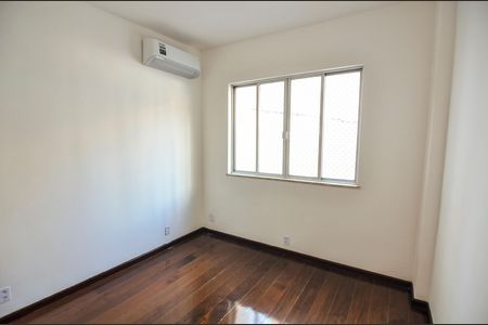 Apartamento para alugar com 105m², 3 quartos e 1 vaga Apartamento para alugar com 105m², 3 quartos e 1 vagaQuarto 2