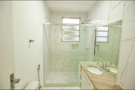 Apartamento para alugar com 105m², 3 quartos e 1 vaga Apartamento para alugar com 105m², 3 quartos e 1 vagaBanheiro da Suíte