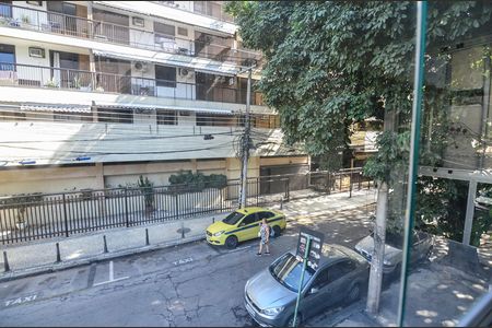 Apartamento para alugar com 105m², 3 quartos e 1 vaga Apartamento para alugar com 105m², 3 quartos e 1 vagaSala