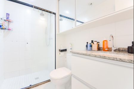 Apartamento à venda com 75m², 3 quartos e 2 vagasBanheiro Social