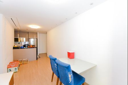 Apartamento à venda com 75m², 3 quartos e 2 vagasSala