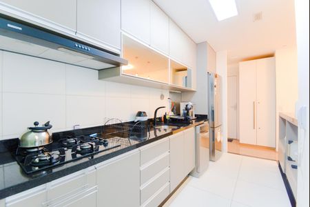 Apartamento à venda com 75m², 3 quartos e 2 vagasCozinha