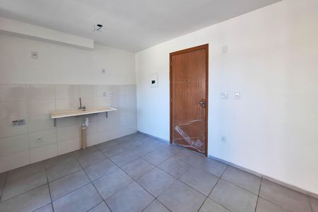 Sala de apartamento para alugar com 2 quartos, 46m² em Rio do Ouro, São Gonçalo