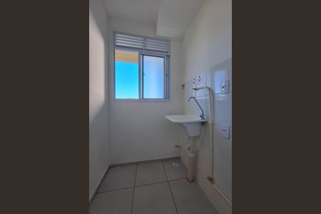 Área de Serviço de apartamento para alugar com 2 quartos, 46m² em Rio do Ouro, São Gonçalo