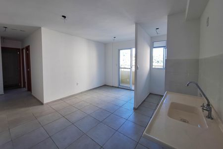 Cozinha de apartamento para alugar com 2 quartos, 46m² em Rio do Ouro, São Gonçalo