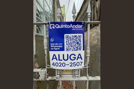 Placa Quinto Andar de casa para alugar com 2 quartos, 106m² em Vila Dom Pedro I, São Paulo