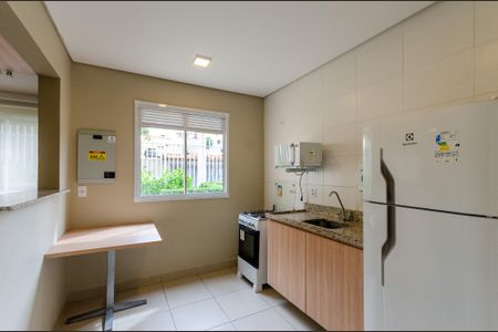Apartamento para alugar com 35m², 2 quartos e sem vaga Apartamento para alugar com 35m², 2 quartos e sem vagaÁrea comum - Salão de festas
