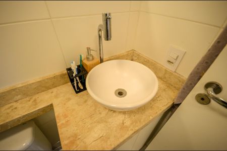 Apartamento para alugar com 35m², 2 quartos e sem vaga Apartamento para alugar com 35m², 2 quartos e sem vagaBanheiro