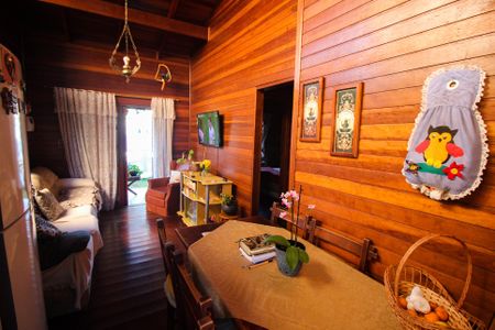 Casa à venda com 2 quartos, 56m² em Cristal, Porto Alegre