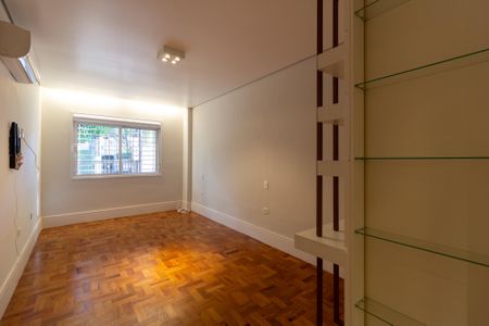 Suíte de apartamento para alugar com 2 quartos, 140m² em Cerqueira César, São Paulo