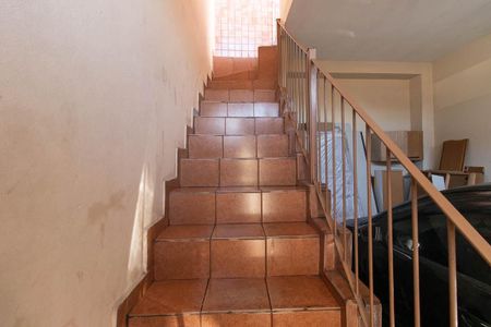 Escada de casa para alugar com 2 quartos, 60m² em Vila Maria Alta, São Paulo