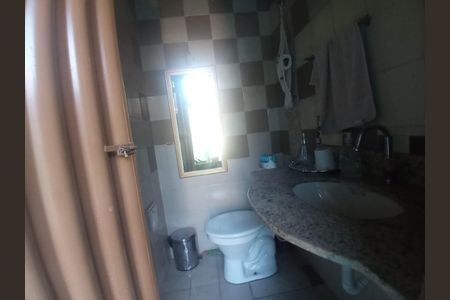 Casa à venda com 300m², 4 quartos e 2 vagas