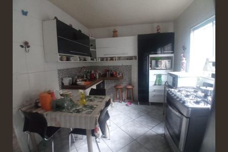Casa à venda com 300m², 4 quartos e 2 vagas