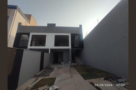 Casa à venda com 3 quartos, 88m² em Nacional, Contagem