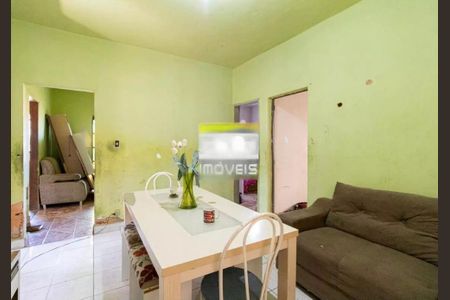 Casa à venda com 180m², 3 quartos e 2 vagas