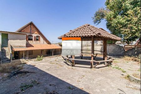 Casa à venda com 180m², 3 quartos e 2 vagas