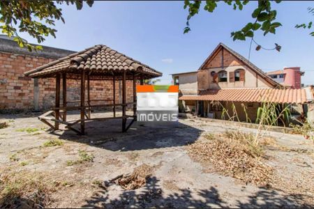 Casa à venda com 180m², 3 quartos e 2 vagas