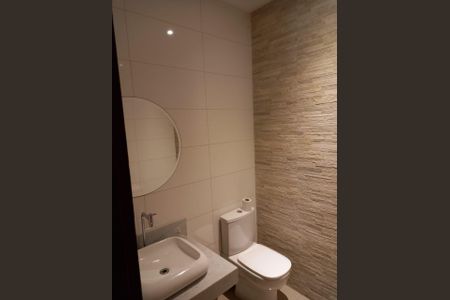 Casa à venda com 3 quartos, 220m² em Carajás, Contagem