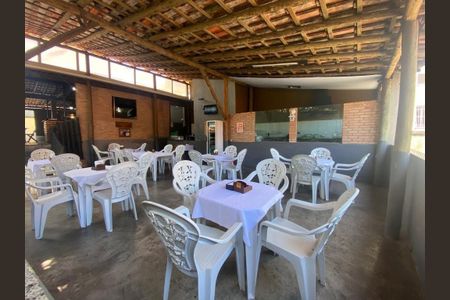 Casa à venda com 415m², 4 quartos e sem vaga